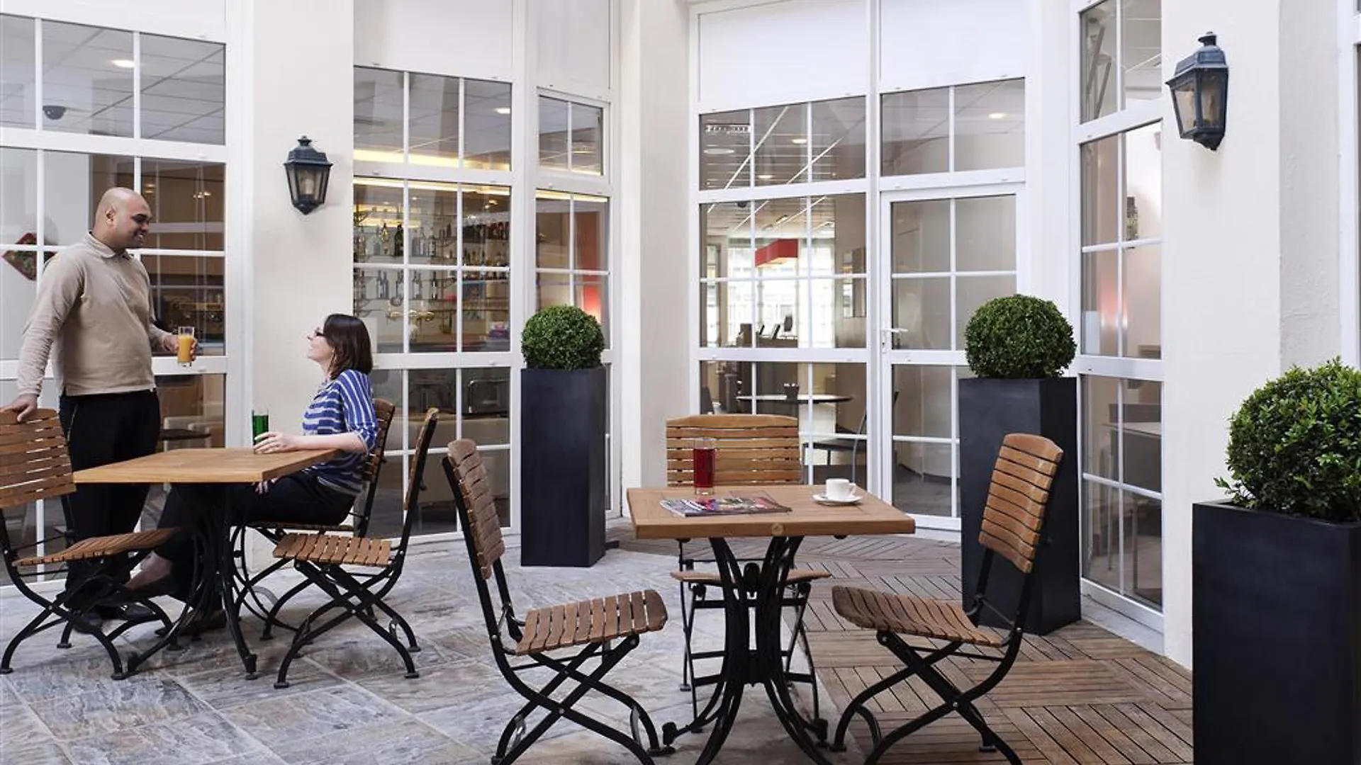 Ibis Ornano Montmartre Nord 18eme 3*