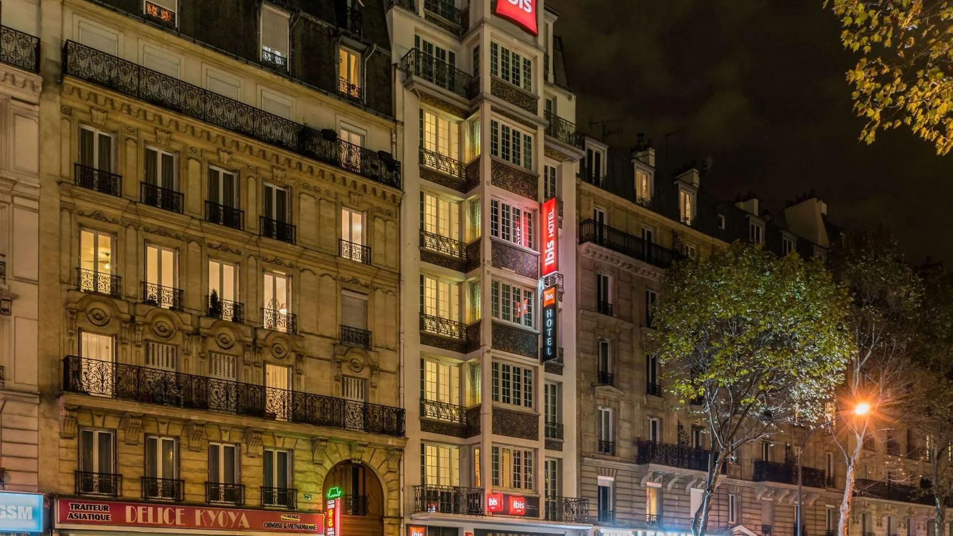 Ibis Ornano Montmartre Nord 18eme 3* Paryż