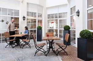 Ibis Ornano Montmartre Nord 18eme 3* Paryż