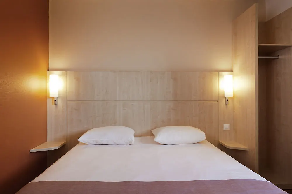 Ibis Ornano Montmartre Nord 18eme 3* Paryż
