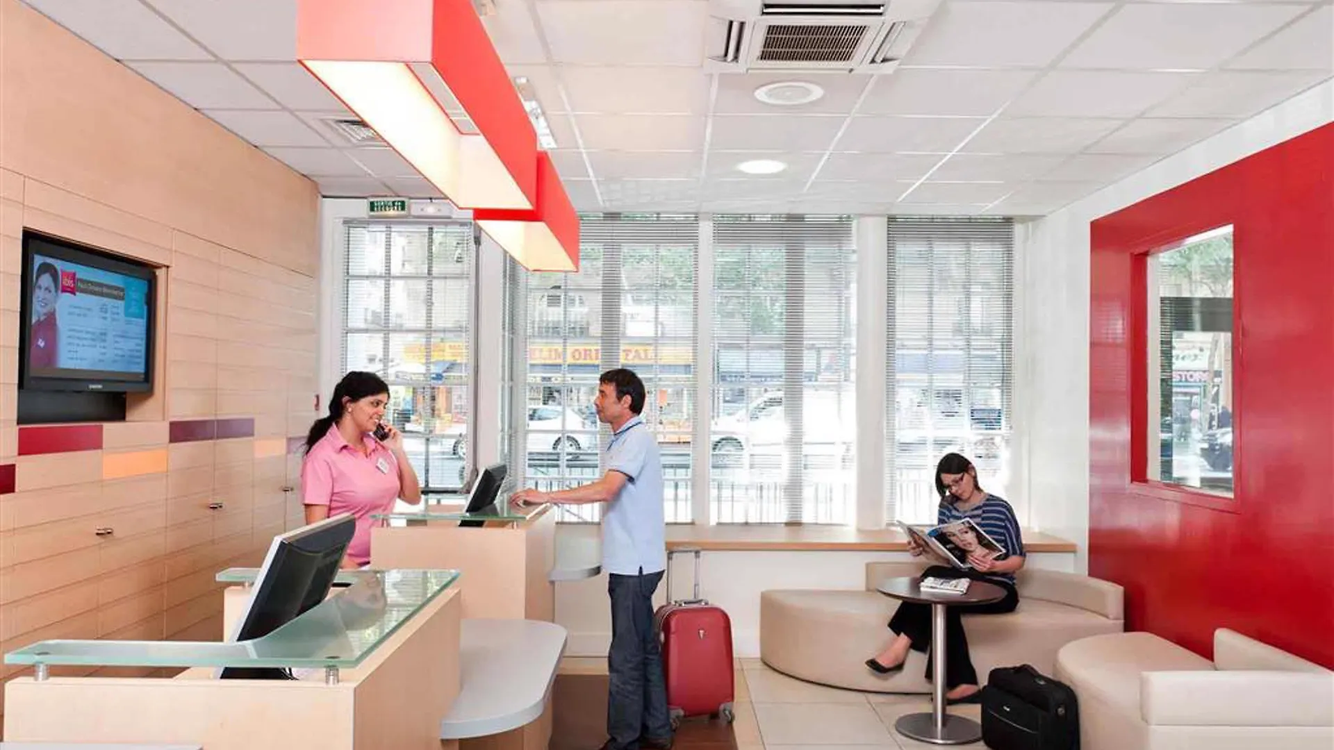 Hotel Ibis Ornano Montmartre Nord 18eme
