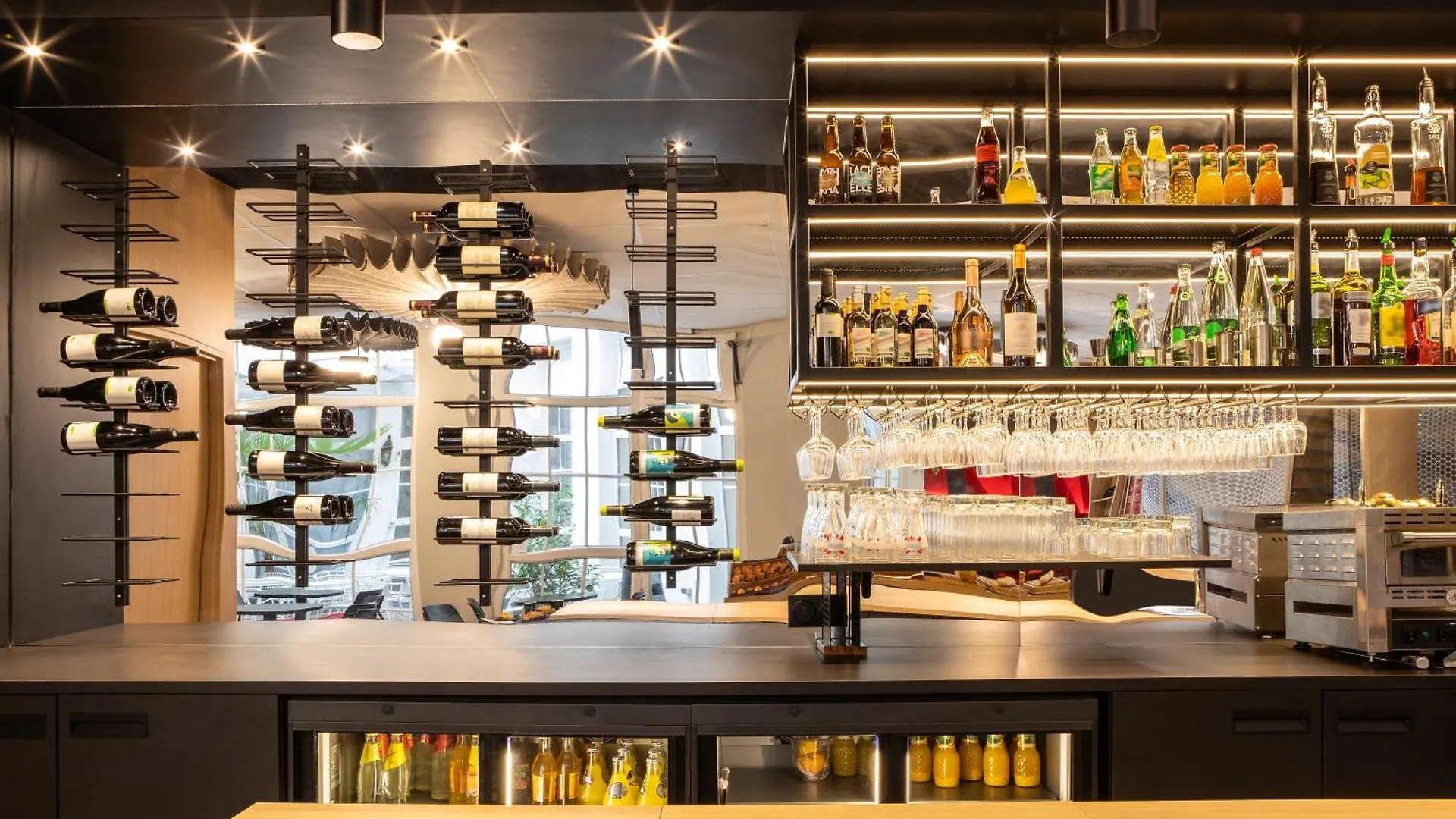 Hotel Ibis Ornano Montmartre Nord 18eme