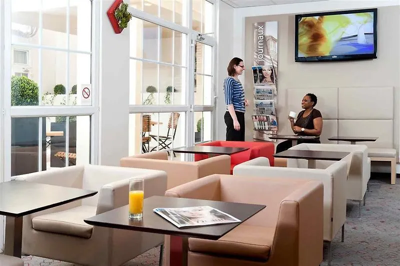 Ibis Ornano Montmartre Nord 18eme 3*